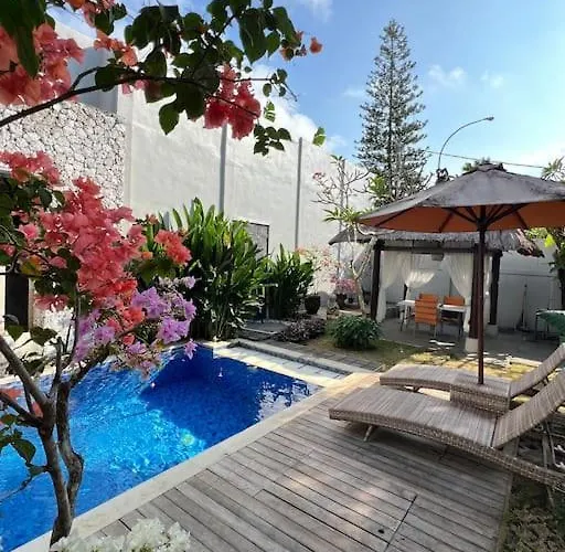 Villa 2 Bedroom Pepper House Near Gwk - Garden View *