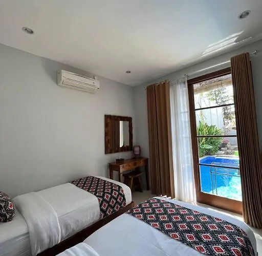 2 Bedroom Pepper House Near Gwk - Garden View *