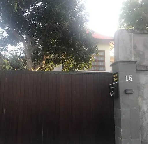 2 Bedroom Pepper House Near Gwk - Garden View Villa